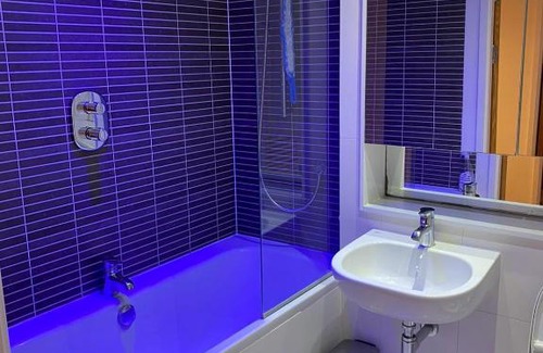 Walworth Apartment | A fantastic 1 bedroom apartment within Printworks