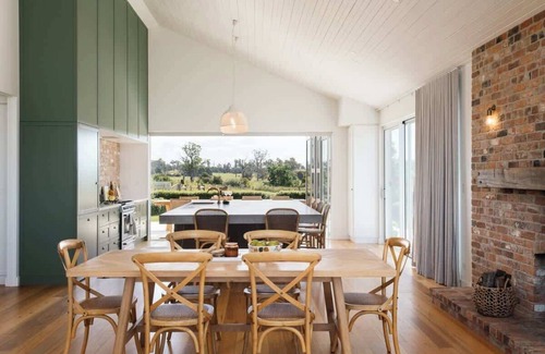 Carrick House | A Farmhouse escape 15 minutes from Launceston