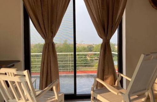 Dindori Villa | A farmstay where you experience rustic luxury.