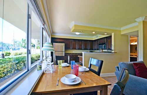 Siesta Key Condo | A few steps from the beach with community pool