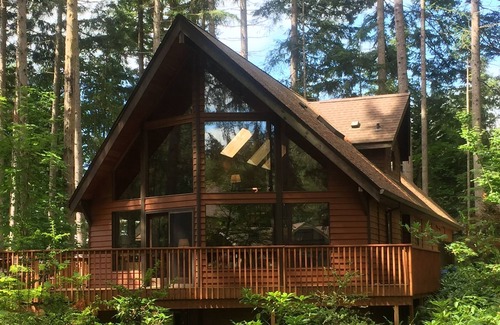 Gig Harbor House | A-frame Hideaway... Steps Away From The Heart Of Gig Harbor