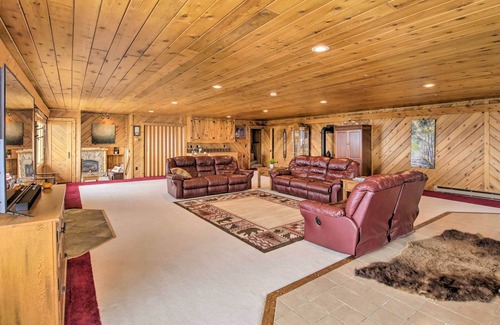 Bozeman House | A-Frame Home w/Breathtaking Views & Hot Tub!