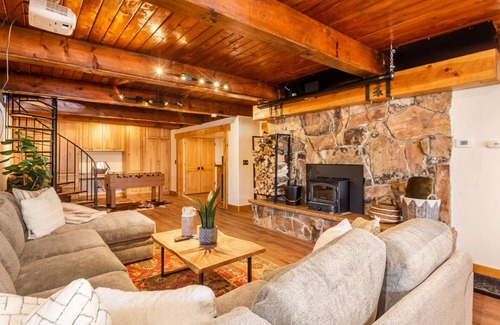 Sundance Cabin | "A" Frame of Mind - 4 bed/3 bath, Close to Resort/Hiking, Hot Tub, Sauna, Views, Outdoor Fire Pit