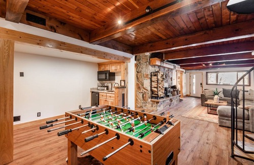 Sundance Cabin | "A" Frame of Mind - 4 bed/3 bath, Close to Resort/Hiking, Hot Tub, Sauna, Views, Outdoor Fire Pit
