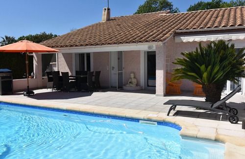 Frejus Villa | A FREJUS superb VILLA */Swimming pool 6 pers. Dom. Residence sec 4 kms beach