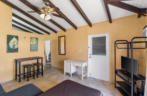 La Grande Princesse Apartment | A getaway from your getaway condo