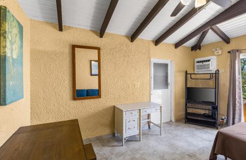 La Grande Princesse Apartment | A getaway from your getaway condo