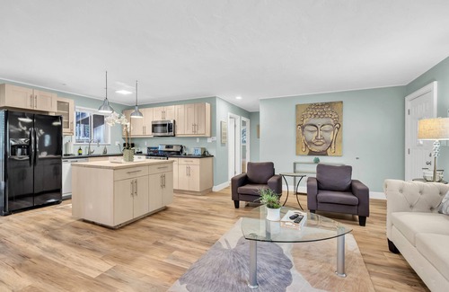 Tahoe Paradise House | A great 2 bedrooms/2 baths house away from the crowd but yet perfect location