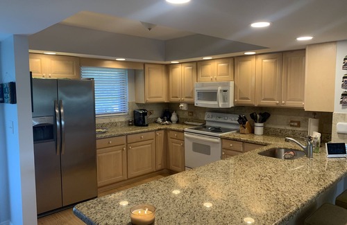 Islamorada Condo | A Great Place! Spacious 2/2 retreat with ocean views in the heart of the Keys.