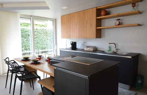 Viganello Apartment | A green oasis just a few steps from the romantic lakeshore of Lugano