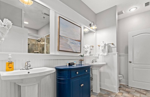 Bel Air Condo | A Gulf Dream 4Br Gulf Front Home. Pool, sleeps 10.