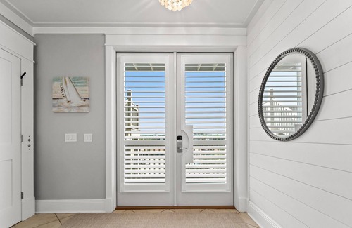 Bel Air Condo | A Gulf Dream 4Br Gulf Front Home. Pool, sleeps 10.