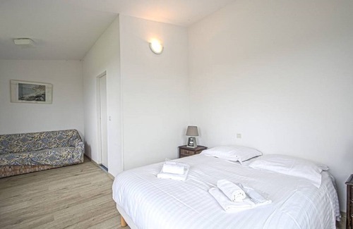 Benerville-sur-Mer House | A haven of peace 10 minutes from Deauville *** 10 to 12 people ***