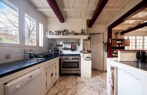 Catllar Villa | A haven of peace nestled in the heart of a charming mountain village.