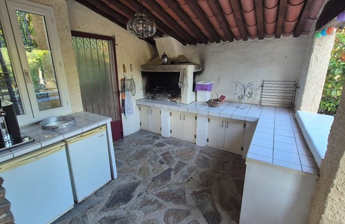 Catllar Villa | A haven of peace nestled in the heart of a charming mountain village.