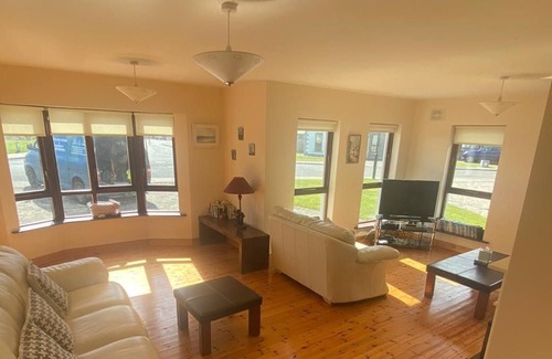 Rosslare House | A Holiday Home Rental in Rosslare Strand