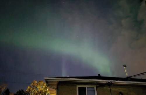 Northeast Edmonton House | A home away from home