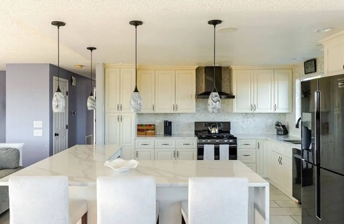 SeaTac House | A Home Away from Home!