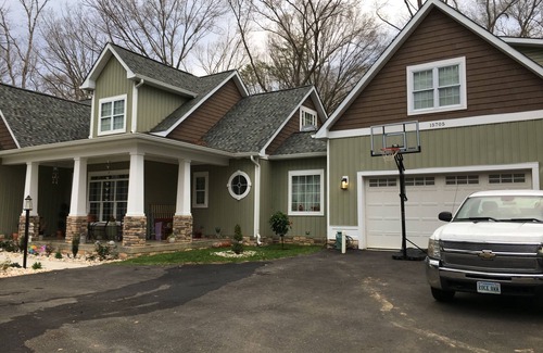 Montclair House | A hop and skip to DC.