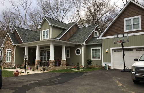 Montclair House | A hop and skip to DC.