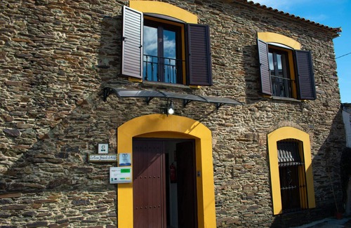 La Codosera House | A HOUSE TO SHARE