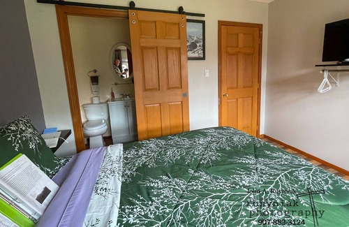 Tok Bed & Breakfast | A Hyde Away Inn B&B
