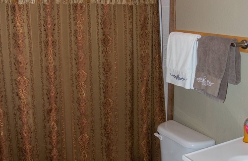 Tok Bed & Breakfast | A Hyde Away Inn B&B