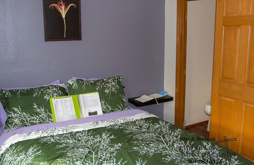 Tok Bed & Breakfast | A Hyde Away Inn B&B