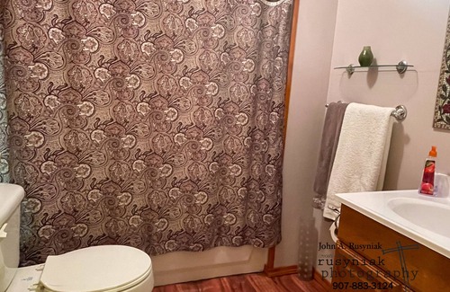 Tok Bed & Breakfast | A Hyde Away Inn B&B