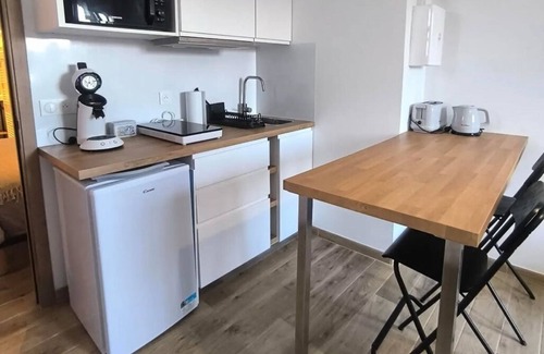 Saint-Medard-en-Jalles House | A.Karibu gîte near town center, 25min from Bordeaux and 45 from the ocean