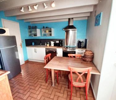 Cleder House | A l'abri d'un Tamaris
