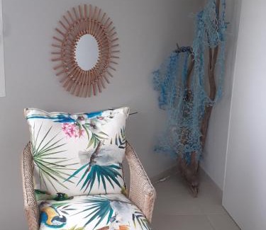 Le Robert House | A L'Arche Bleue