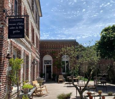 Honfleur Bed & Breakfast | A L'ecole Buissonniere