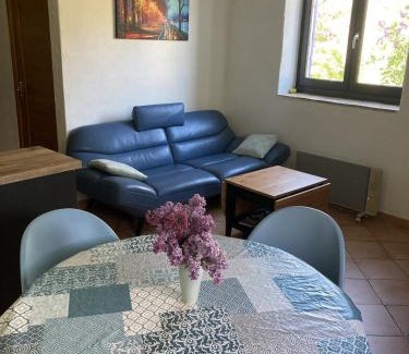 Lagorce Apartment | A l'Ombre des Tilleuls