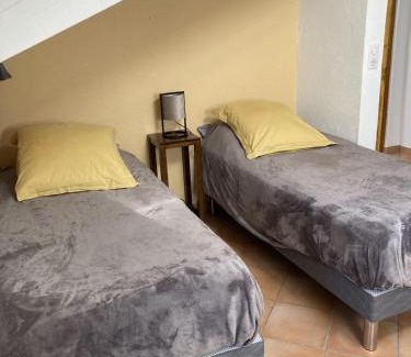 Lagorce Apartment | A l'Ombre des Tilleuls