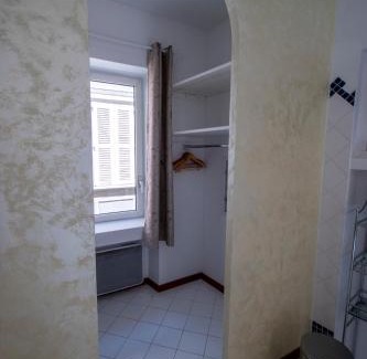 Avignon City Centre Apartment | A l'ombre du Palais