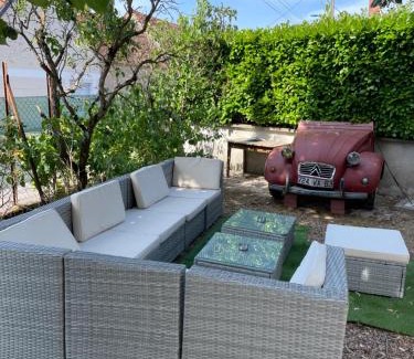 Noyers-sur-Cher House | A la 4L