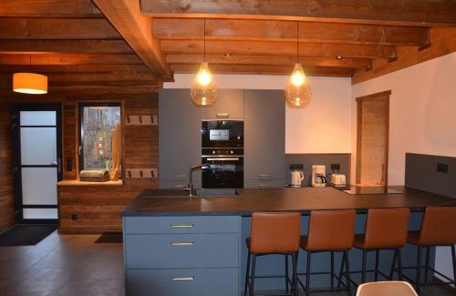 Rochesson House | A la cheneau