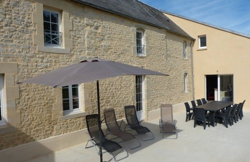 Mandeville-en-Bessin House | A large and comfortable house tastefully restored.