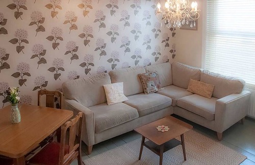 Seaton House | A Little Gem – Cosy 2 bed house close to the beach