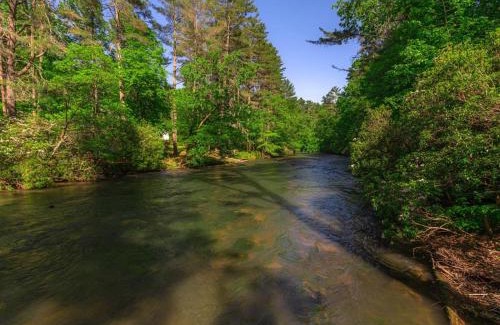 Rivers Edge House | A Little Stoney River - Ellijay GA - Cartecay River