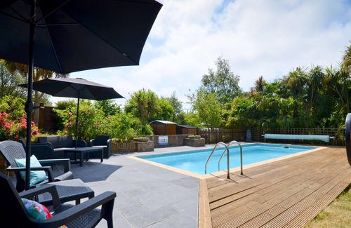 Whippingham Cottage | A lodge that sleeps 2 guests in 1 bedroom