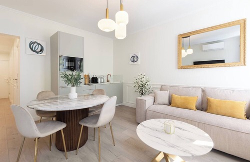 Epinettes Apartment | A Lovely 1-BR with Services in Batignolles