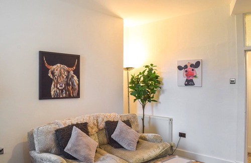 Largs Cottage | A lovely ground floor apartment with private entrance.