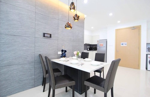 Central District Apartment | A Lovely, High-Floor 2BR Suasana Suites, Views
