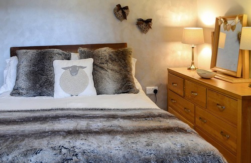 Castle Douglas Cottage | A lovely little barn conversion surrounded by wonderful countryside in this beautiful corner of Dumf