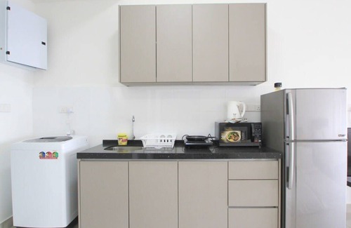 Shah Alam Apartment | A Lovely, Utropolis Studio Near KDU, FREE Parking