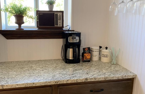 Dripping Springs House | A lovely villa in Dripping Springs that sleeps up to 5 guests
