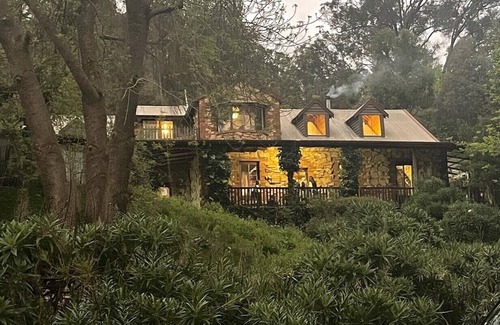 Bridgetown House | A Luxury Homestead in Beautiful Bridgetown right on the River that’s sleeps 14
