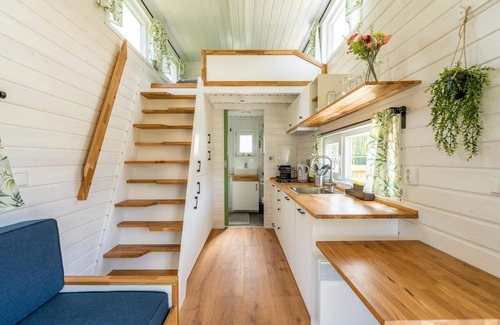 Zeewolde House | A luxury tiny house with extra sleeping lodge